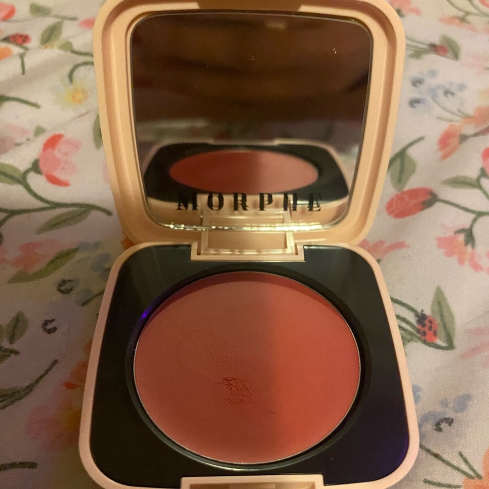 🤍(4 for $16)🤍 Morphe Blush in Shade Mighty Mauve